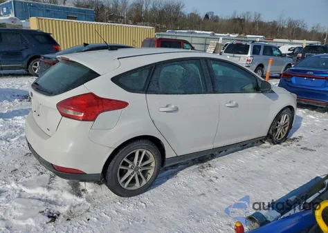 2017 Ford Focus Se z USA, uszkodzony, nr VIN 1FADP3K27HL225481